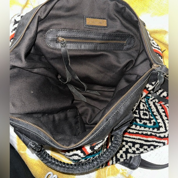 Cleobella Weekender Bag- Excellent Quality, Genuine Leather, Tribal Print - Picture 5 of 16